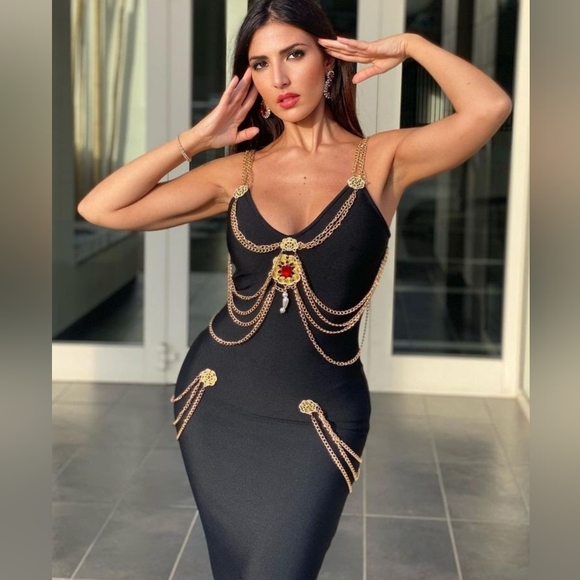 Luxury Bandage Chain Detail Maxi Dress - Picture 9 of 15